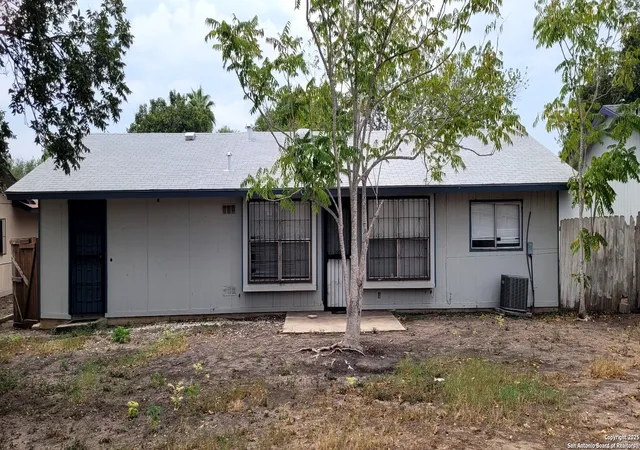 6th image of 9054 Bowline, San Antonio, TX 78242 | MLS# 1910194
