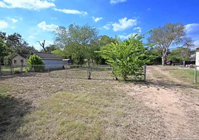 Photo 3 of Land for sale at 605 Exchange, Schertz, TX 78154 | MLS# 1910201 | Listing updated on 2025-12-01