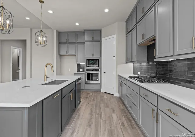 Photo 3 of Sale Pending at 115 Carino Cvs, Boerne, TX 78006 | MLS# 1910238 | Listing updated on 2025-11-14