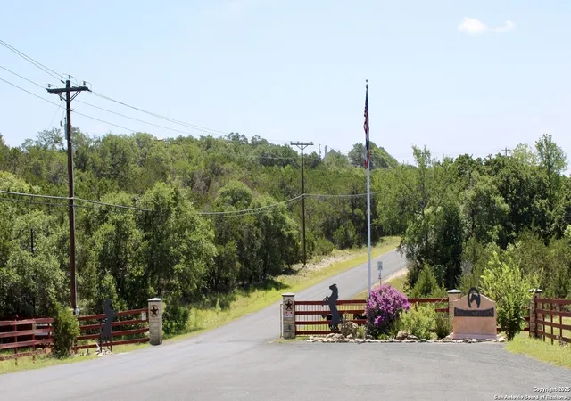 2nd image of 000 N Stallion Estates Dr, Spring Branch, TX 78070 | MLS# 1910243