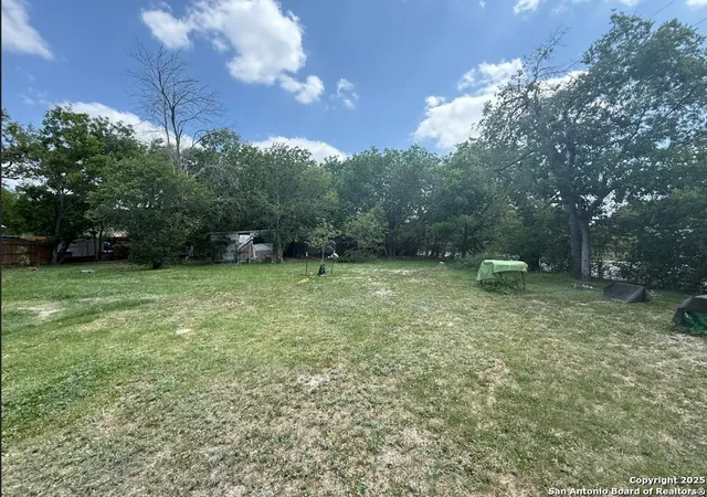 Photo 1 of Land for sale at 338 Sunglo, San Antonio, TX 78221 | MLS# 1910264 | Listing updated on 2025-10-05