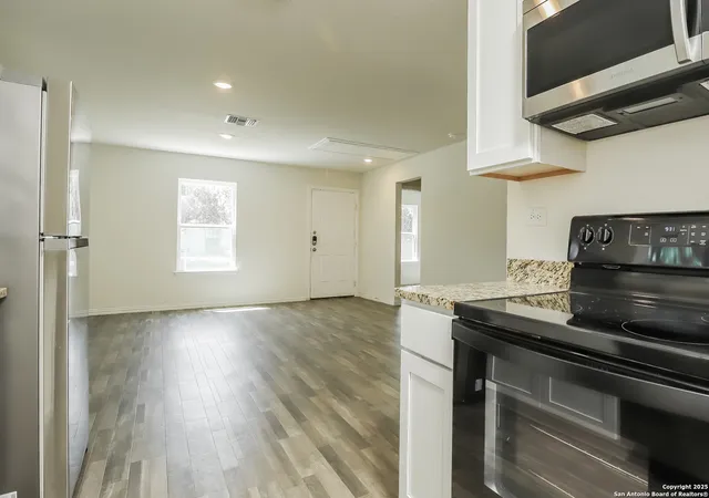 5th image of 239 Ferris, San Antonio, TX 78220 | MLS# 1910267
