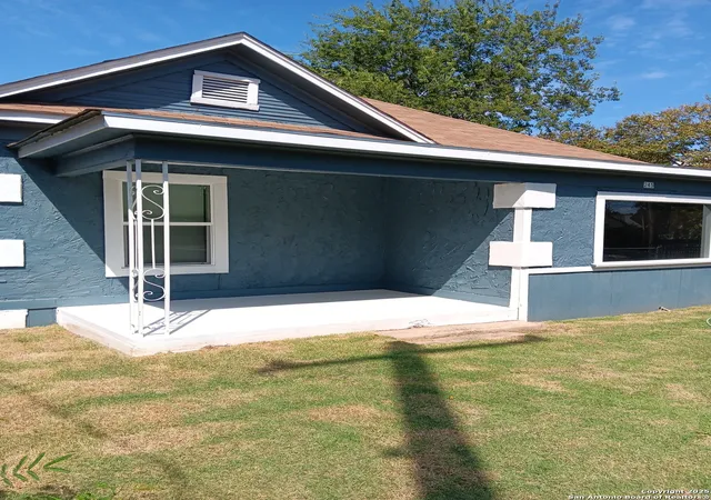 2nd image of 245 Pendleton, San Antonio, TX 78204 | MLS# 1910306