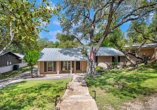 Homes for sale in San Antonio, TX | 10931 Whisper Rdg, San Antonio, TX 78230 | MLS# 1910334