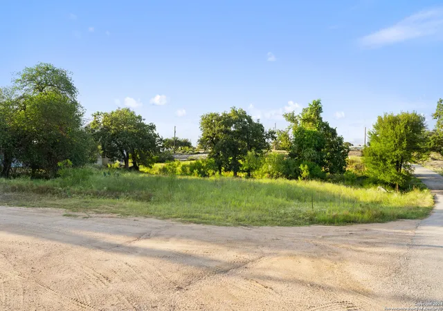 5th image of 302 Lake Downs, Waco, TX 78654 | MLS# 1910336