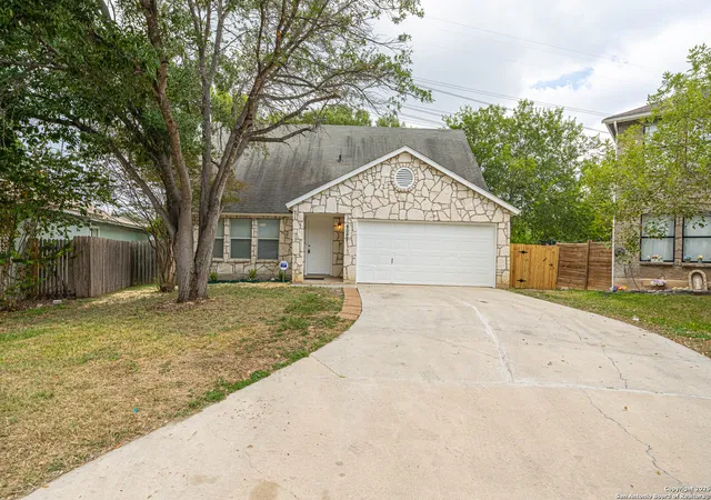 Photo 2 of Sale Pending at 4547 Stradford, San Antonio, TX 78217 | MLS# 1910347 | Listing updated on 2026-02-06