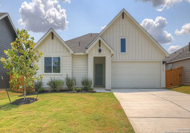 Photo 1 of Sale Pending at 141 Las Lomas, San Marcos, TX 78666 | MLS# 1910362 | Listing updated on 2026-02-18