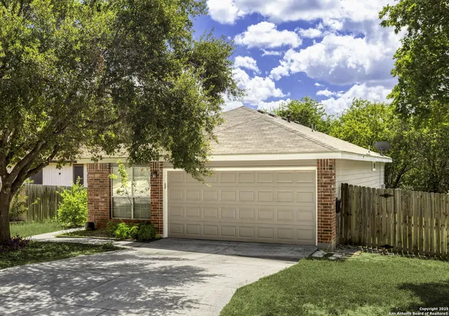 Photo 2 of Single family home for sale at 8342 Shooting Quail, San Antonio, TX 78250 | MLS# 1910387 | Listing updated on 2025-10-07