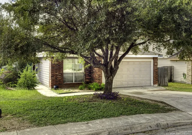 Photo 3 of Single family home for sale at 8342 Shooting Quail, San Antonio, TX 78250 | MLS# 1910387 | Listing updated on 2025-10-07