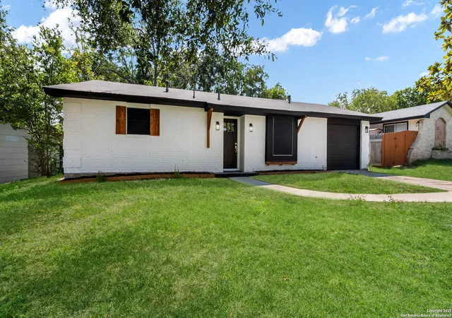 Photo 2 of Sale Pending at 4802 Casa Espana, San Antonio, TX 78233 | MLS# 1910410 | Listing updated on 2025-10-29