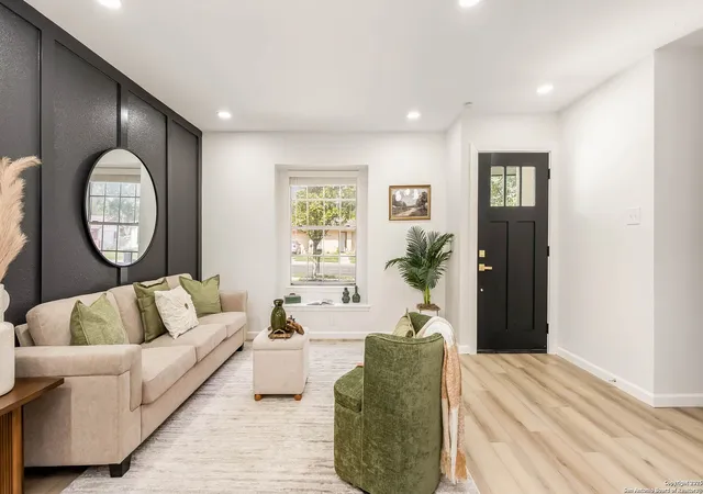 Photo 3 of Sale Pending at 4802 Casa Espana, San Antonio, TX 78233 | MLS# 1910410 | Listing updated on 2025-10-29