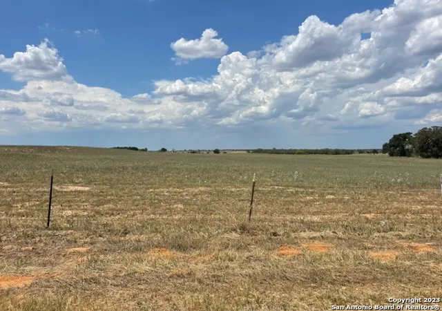 2nd image of 713 County Road 232, Floresville, TX 78114 | MLS# 1910413