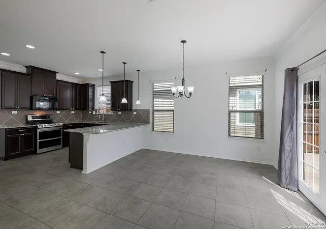 Photo 3 of Sale Pending at 8938 Victoria Lake, San Antonio, TX 78224 | MLS# 1910414 | Listing updated on 2026-03-12