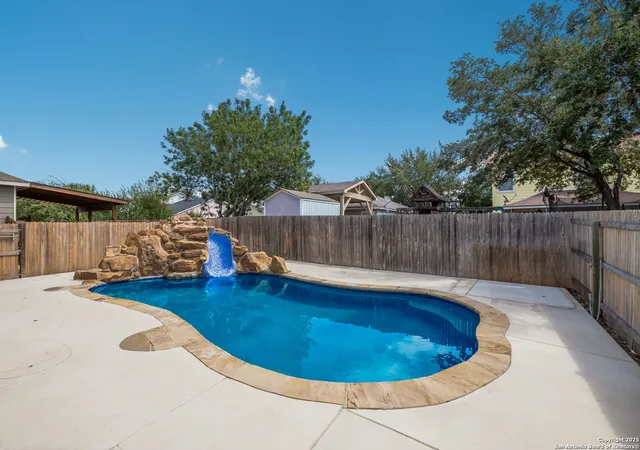 Photo 1 of Sale Pending at 8938 Victoria Lake, San Antonio, TX 78224 | MLS# 1910414 | Listing updated on 2026-03-12