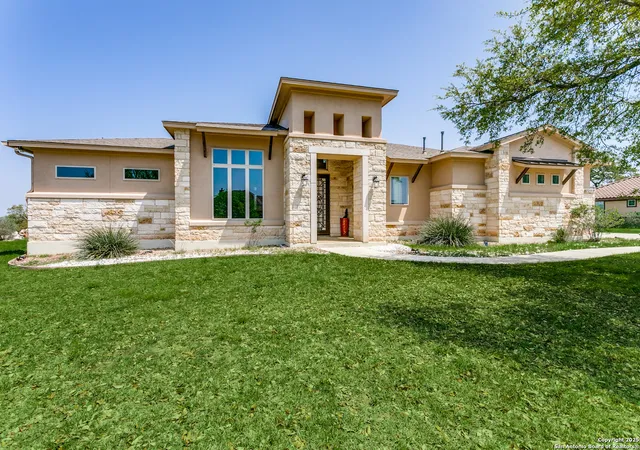 Photo 1 of Sale Pending at 1009 Stradina, New Braunfels, TX 78132 | MLS# 1910447 | Listing updated on 2025-10-11