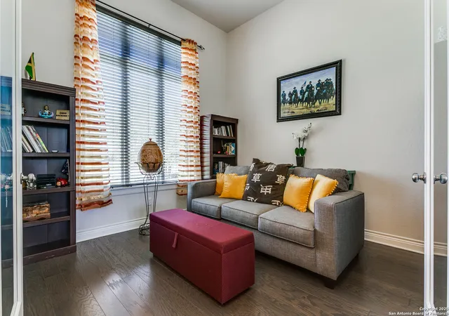 Photo 4 of Sale Pending at 1009 Stradina, New Braunfels, TX 78132 | MLS# 1910447 | Listing updated on 2025-10-11