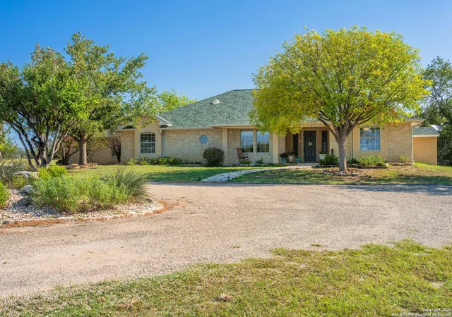 Photo 2 of Single family home for sale at 220 Lower Turtle Creek, Kerrville, TX 78028 | MLS# 1910498 | Listing updated on 2025-10-07