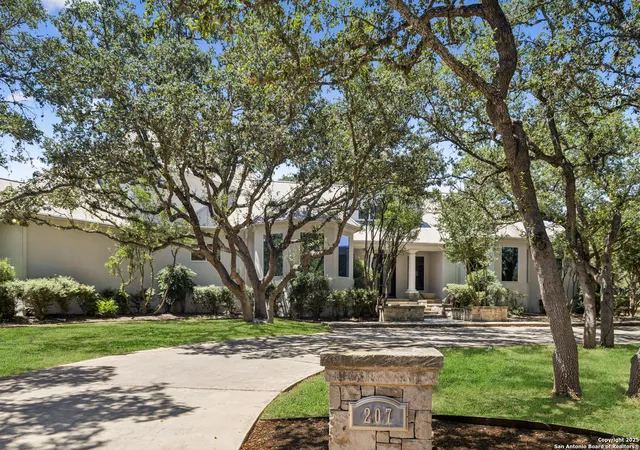 2nd image of 207 Box Oak, Shavano Park, TX 78230 | MLS# 1910505