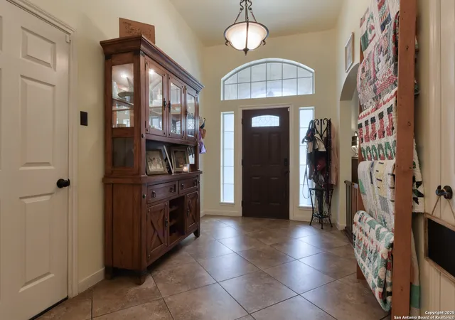 Photo 3 of Sale Pending at 27014 Trinity Bnd, San Antonio, TX 78261 | MLS# 1910564 | Listing updated on 2026-03-29