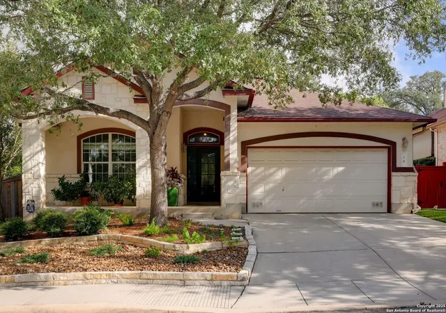 Photo 1 of Sale Pending at 18 Great Wood, San Antonio, TX 78232 | MLS# 1910588 | Listing updated on 2025-11-04