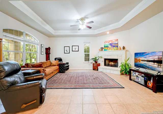Photo 3 of Sale Pending at 18 Great Wood, San Antonio, TX 78232 | MLS# 1910588 | Listing updated on 2025-11-04