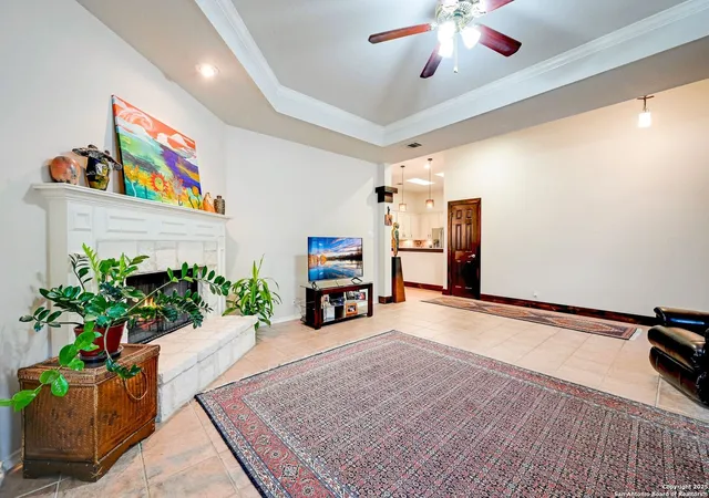 Photo 4 of Sale Pending at 18 Great Wood, San Antonio, TX 78232 | MLS# 1910588 | Listing updated on 2025-11-04
