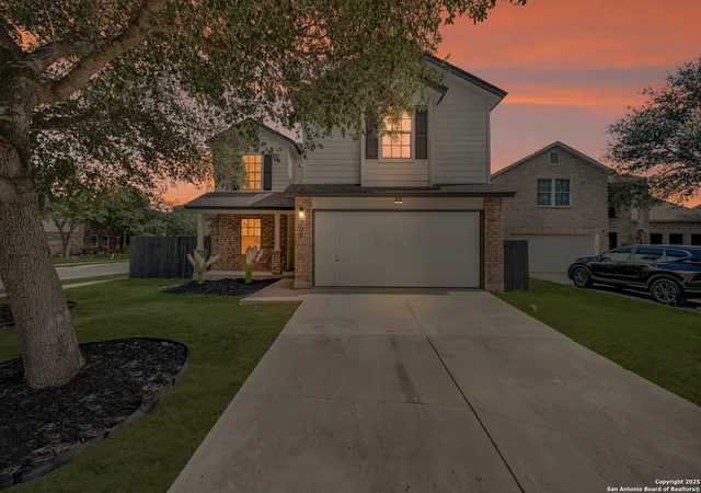 3rd image of 105 Woodstone Pt, Cibolo, TX 78108 | MLS# 1910591