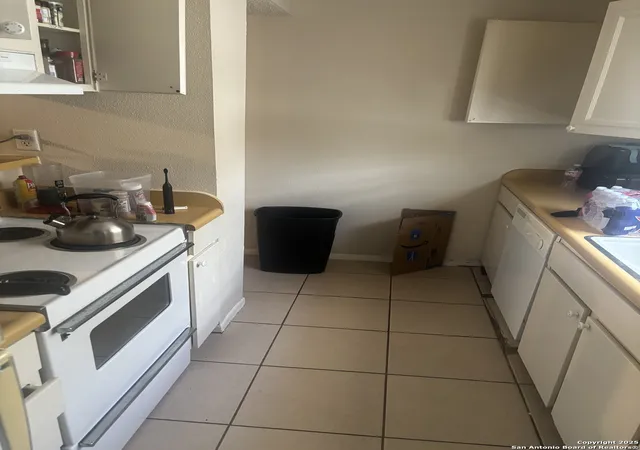 Photo 3 of Single family home for sale at 3243 Nacogdoches #705, San Antonio, TX 78217 | MLS# 1910606 | Listing updated on 2025-10-06
