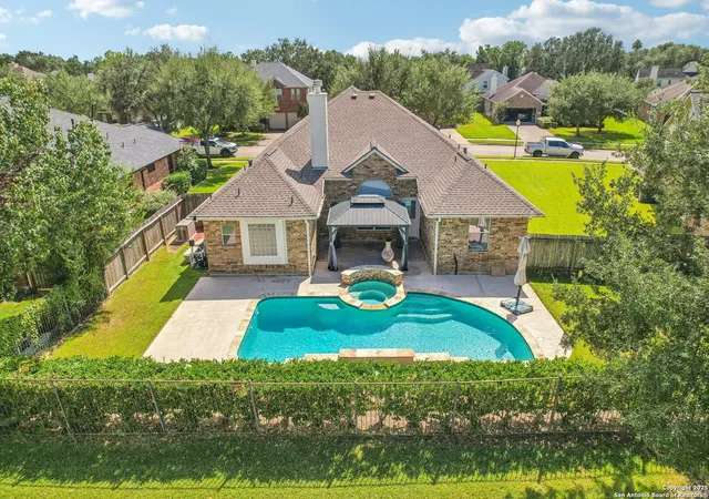 1st image of 4605 Lakefront Terrace Dr, Pearland, TX 77584 | MLS# 1910645