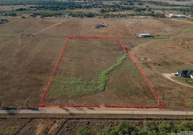3rd image of 1580 County Road 132, Floresville, TX 78114 | MLS# 1910647