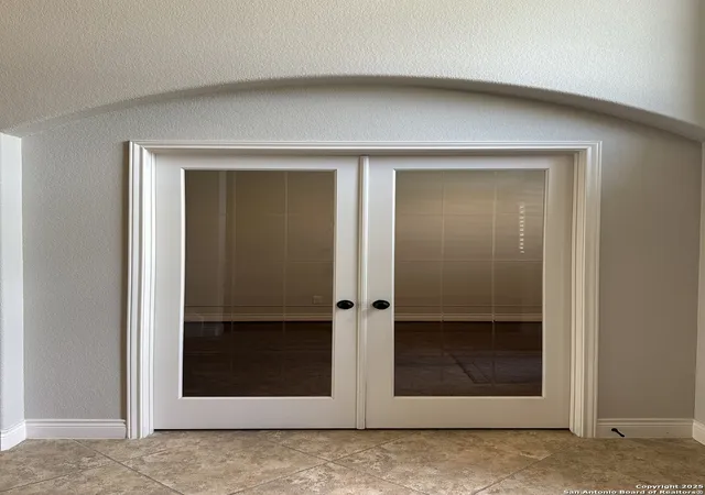 Photo 4 of Sale Pending at 8924 River Bluff, San Antonio, TX 78255 | MLS# 1910685 | Listing updated on 2025-10-07