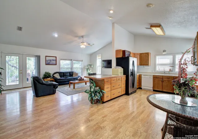 2nd image of 6248 Yorkshire, Spring Branch, TX 78070 | MLS# 1910717
