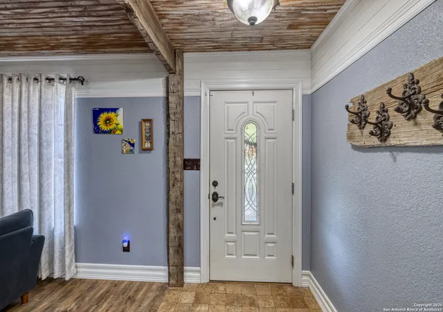 5th image of 101 S Bluebonnet Dr, Uvalde, TX 78801 | MLS# 1910734