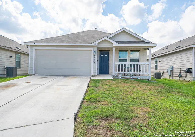 Photo 3 of Single family home for sale at 5906 Larkspur Vly, San Antonio, TX 78218 | MLS# 1910789 | Listing updated on 2026-08-03