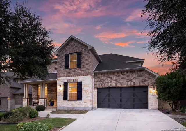 Photo 3 of Sale Pending at 8923 Painted Oak, San Antonio, TX 78255 | MLS# 1910791 | Listing updated on 2026-05-08