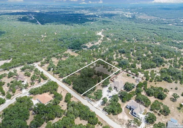 Photo 2 of Single family home for sale at 532 Restless Wind, Spring Branch, TX 78070 | MLS# 1910830 | Listing updated on 2026-06-24