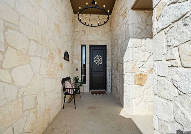Photo 3 of Sale Pending at 29051 Hobblebush, San Antonio, TX 78260 | MLS# 1910834 | Listing updated on 2025-11-18