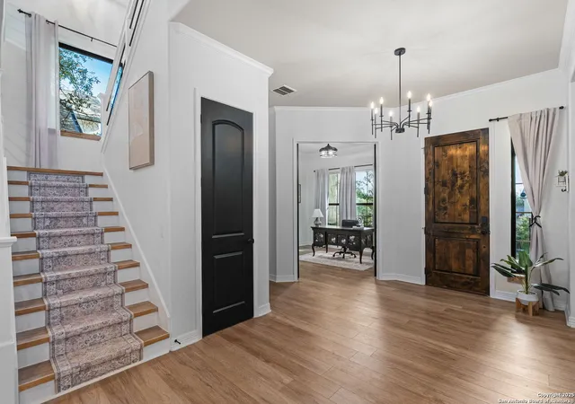 Photo 4 of Sale Pending at 29051 Hobblebush, San Antonio, TX 78260 | MLS# 1910834 | Listing updated on 2025-11-18
