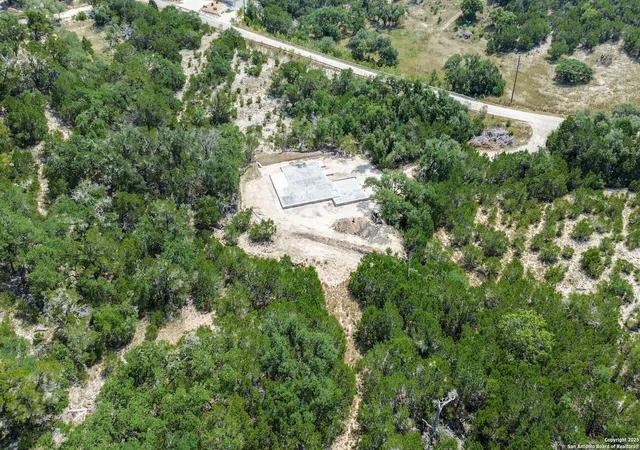 Photo 1 of Single family home for sale at 141 Prairie Tea, Canyon Lake, TX 78133 | MLS# 1910846 | Listing updated on 2026-06-24