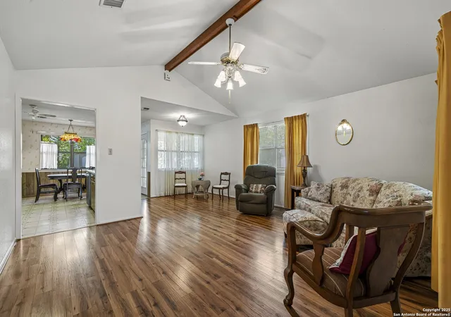 Photo 4 of Sale Pending at 101 Broadmoor, Fredericksburg, TX 78624 | MLS# 1910874 | Listing updated on 2025-09-29