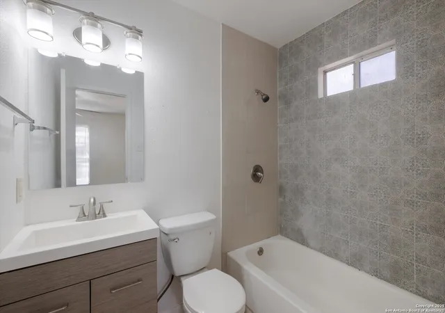 4th image of 222 Cortez Ave, San Antonio, TX 78237 | MLS# 1910877