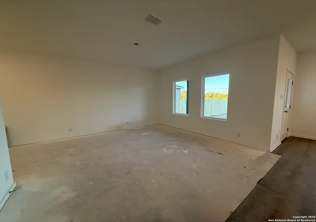 5th image of 7618 Birch Hollow, San Antonio, TX 78252 | MLS# 1910904