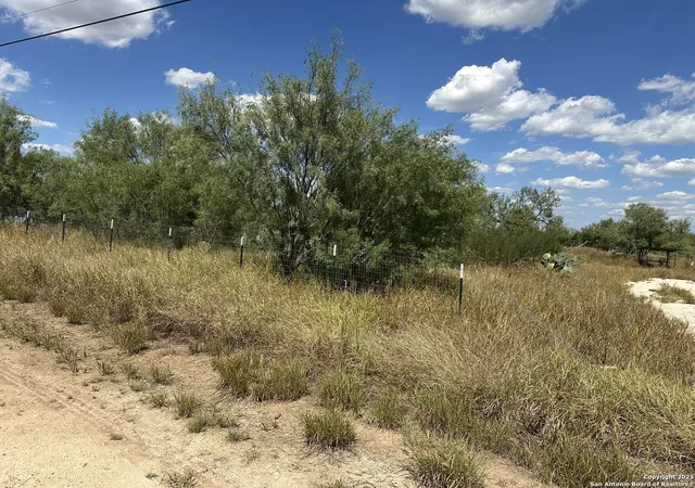 Photo 3 of Sale Pending at 2126 Buddy Ln, Carrizo Springs, TX 78834 | MLS# 1910926 | Listing updated on 2025-10-07