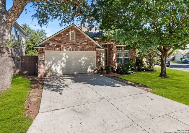 Photo 3 of Sale Pending at 24406 Flint Crk, San Antonio, TX 78255 | MLS# 1910931 | Listing updated on 2025-11-19