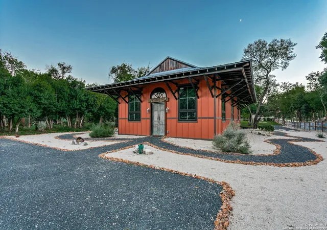 71st image of 615 15th, Bandera, TX 78003 | MLS# 1910935