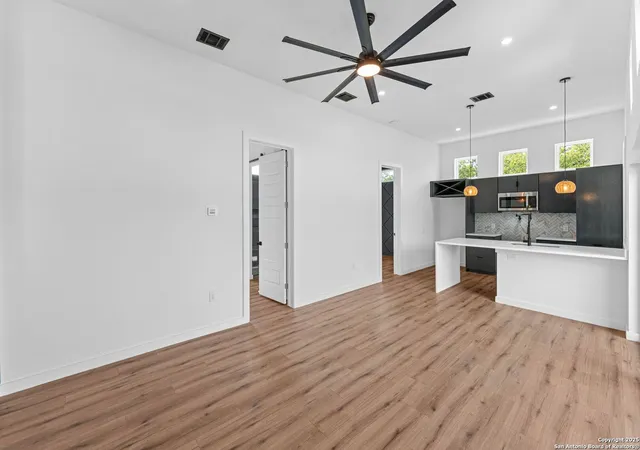 Photo 4 of Single family home for sale at 108 Vine #103, San Antonio, TX 78210 | MLS# 1910936 | Listing updated on 2026-03-25