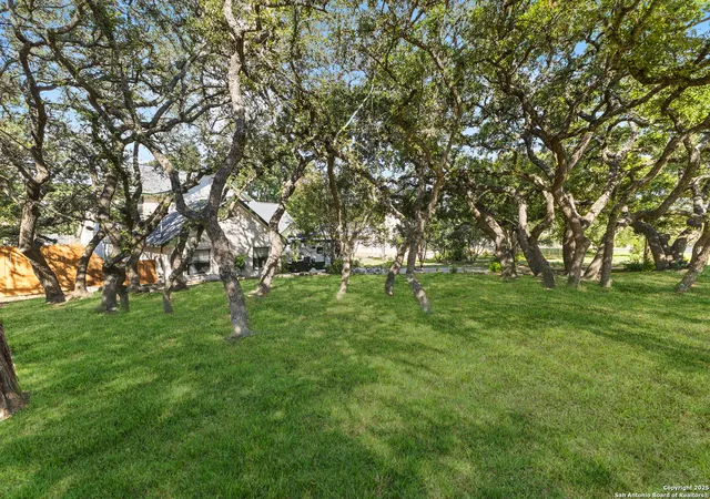 Photo 3 of Sale Pending at 25735 Green River Dr, San Antonio, TX 78260 | MLS# 1910982 | Listing updated on 2025-12-28