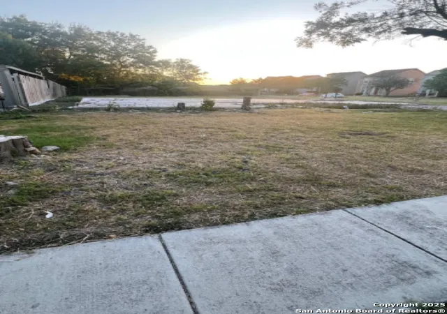 Photo 1 of Sale Pending at 4871 Castle Rose, San Antonio, TX 78218 | MLS# 1911031 | Listing updated on 2025-10-03