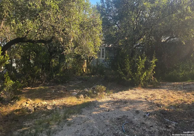 Photo 1 of Land for sale at 1327 Hedgestone, Canyon Lake, TX 78133 | MLS# 1911103 | Listing updated on 2026-04-17