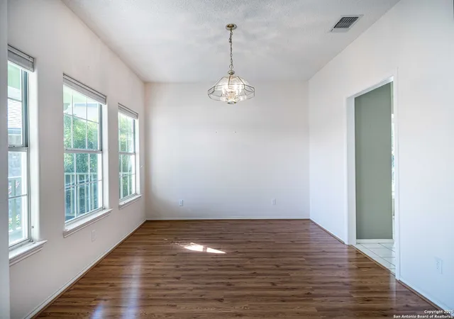 Photo 3 of Sale Pending at 253 Los Cedros, Kerrville, TX 78028 | MLS# 1911121 | Listing updated on 2025-12-03